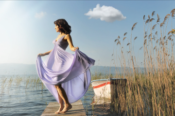 Noon To Moon - evening dalyan Boat Trip - featured Image - beautiful lady with lilac dress