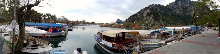 Dalyan Sevgi yolu and River