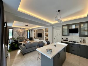 4 Bedroom Central Villa for short term rental in Dalyan - Open kitchen and living room