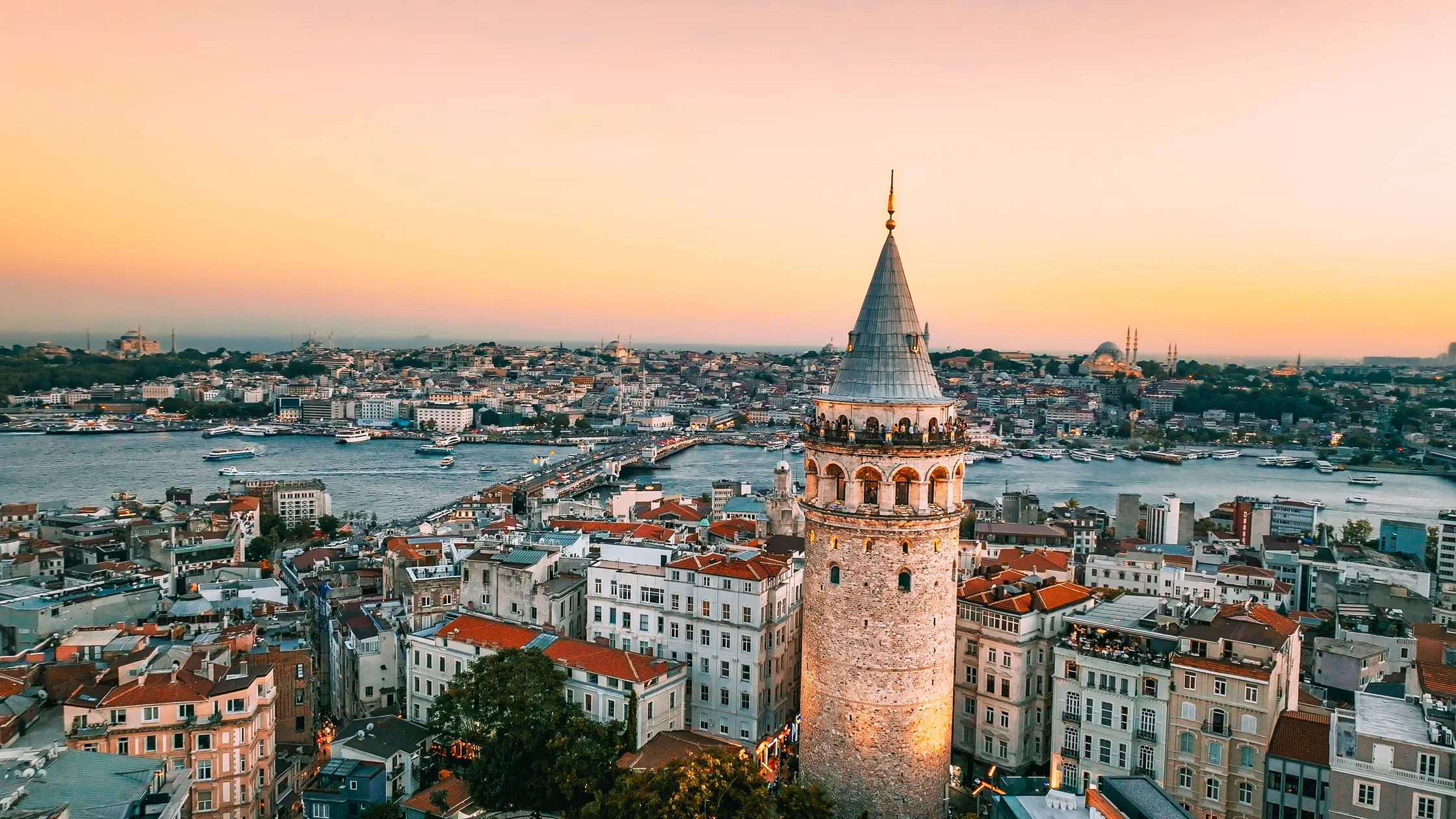 Istanbul - Cappadocia Tour - galata tower and istanbul