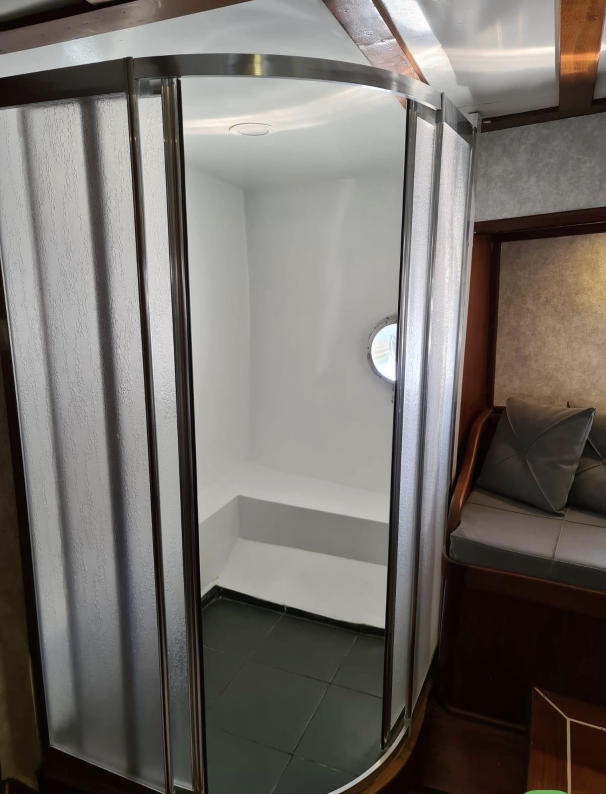 Volkan's Adventures Blue Dream Gulet - Blue Cruise - shower bathroom