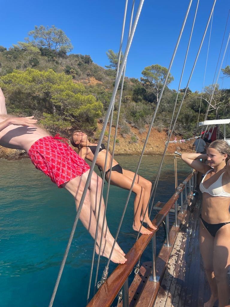 Volkan's Adventures Blue Dream Gulet - Blue Cruise - jumping to sea