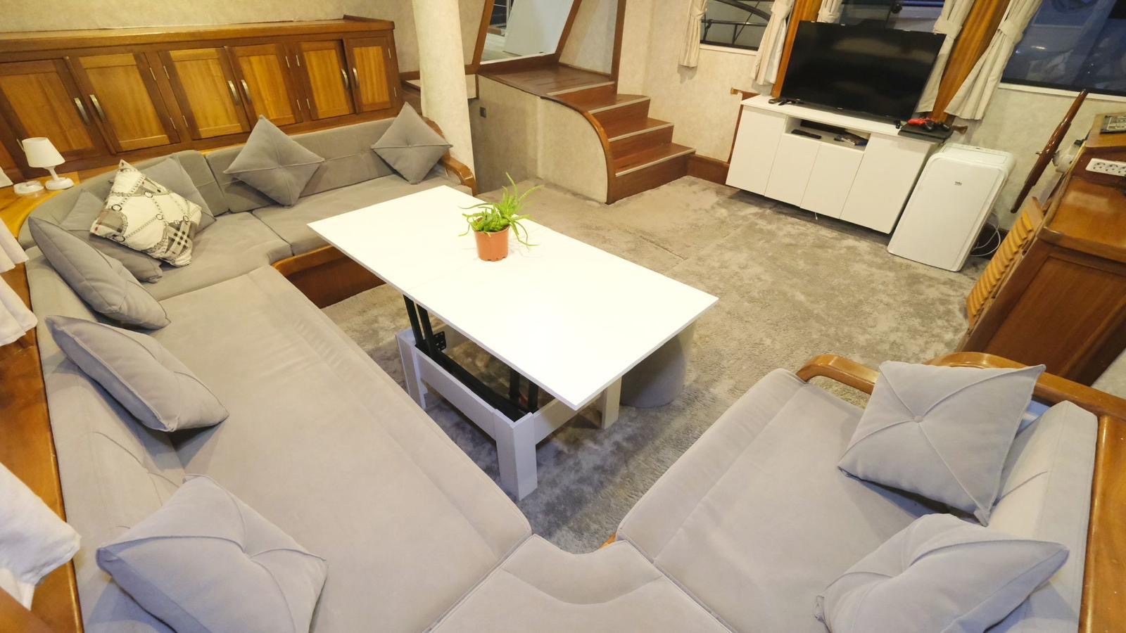 Volkan's Adventures Blue Dream Gulet - Blue Cruise - lounge area
